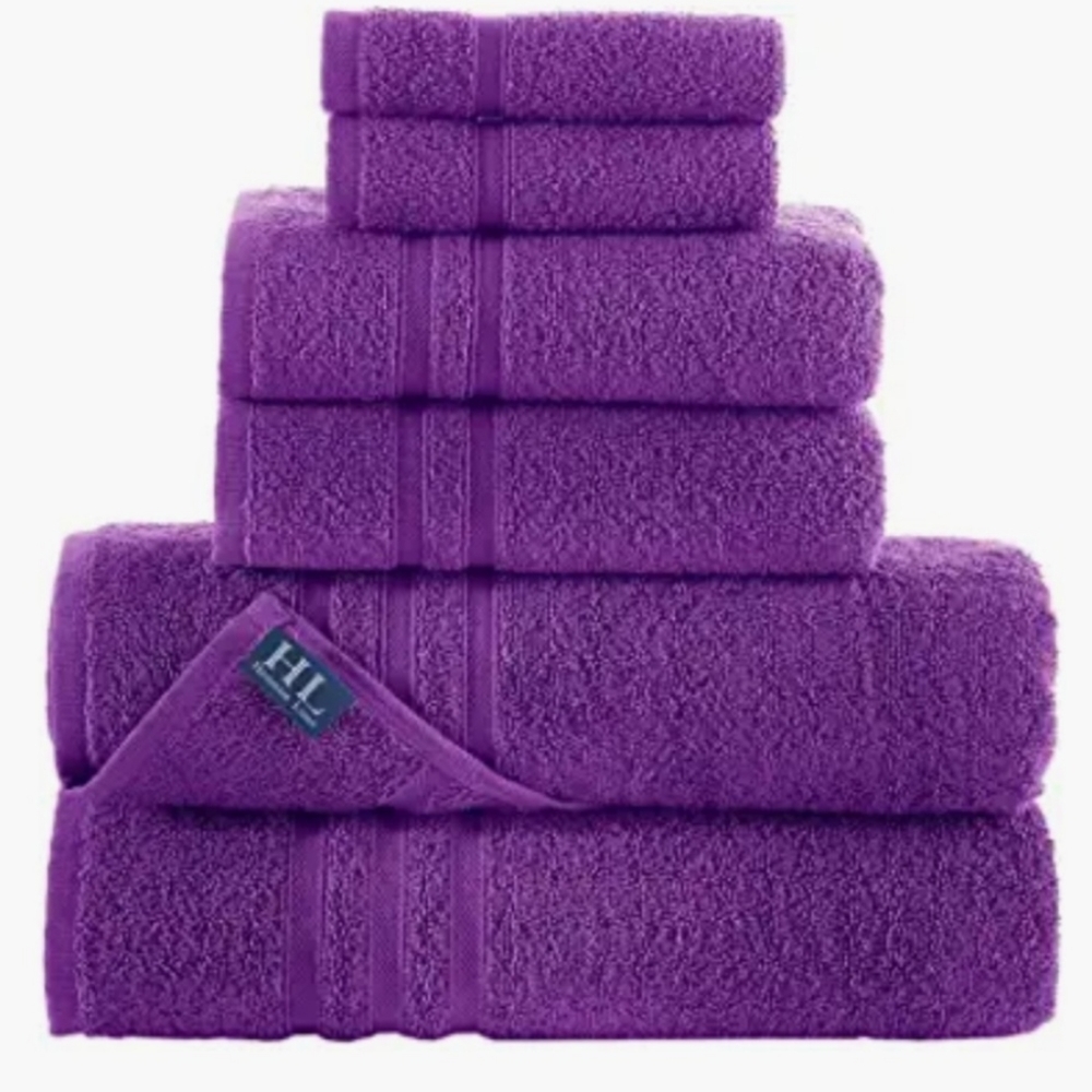 6 pc towel set - New- Beautiful!